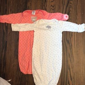 2 Gerber sleeping gowns